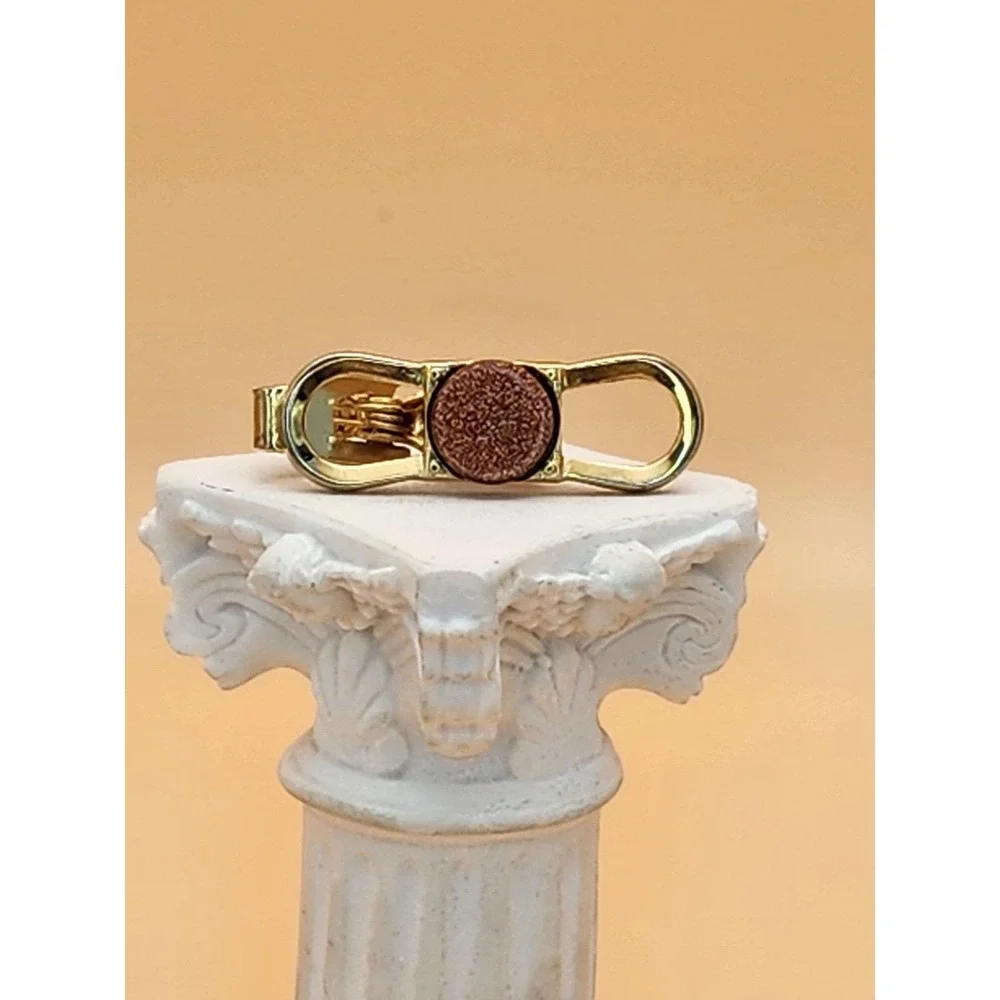 Vtg Made In England Semi-Precious GOLDSTONE Gold Plate Tie Clip Tie Bar Tie Tack